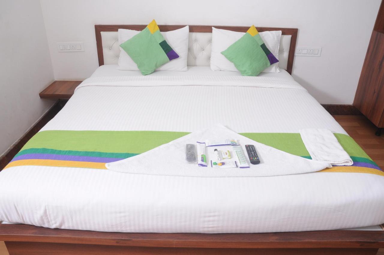 Hotel J C Comforts Bengaluru Zewnętrze zdjęcie